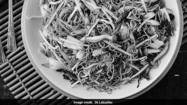 Chinese Bhel | How to make Chinese Bhel photo 1