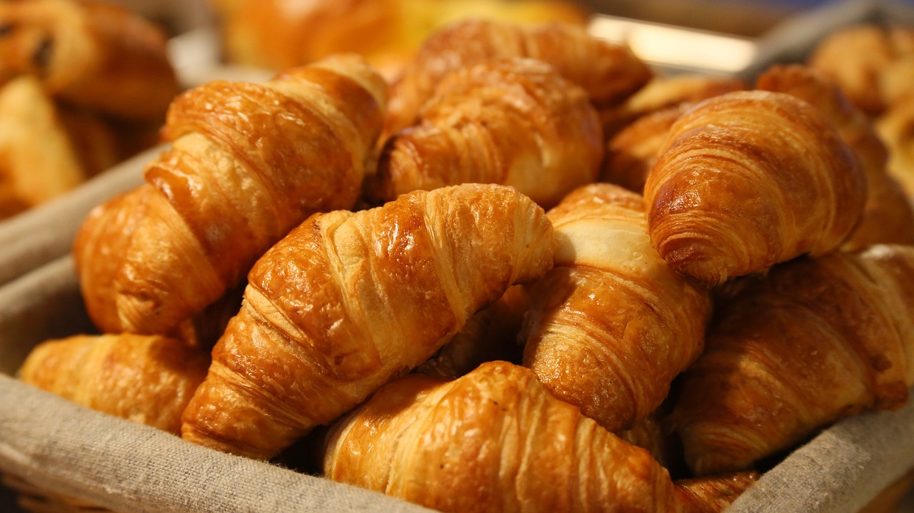 Bread Croissant Morning Puff