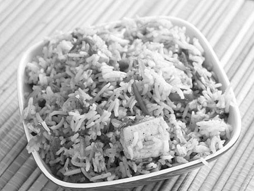 How to Make Paneer Fried Rice image 2